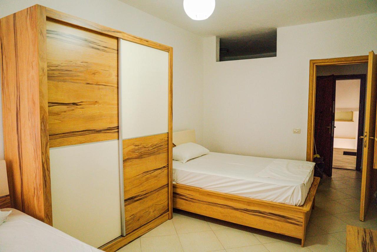 Apartament Casas Del Mar Дуррес Екстер'єр фото
