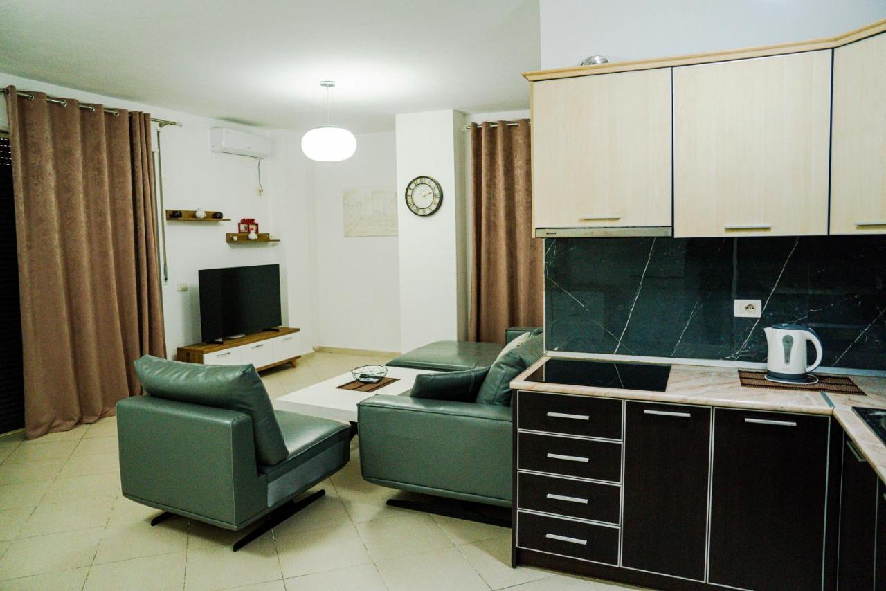 Apartament Casas Del Mar Дуррес Екстер'єр фото