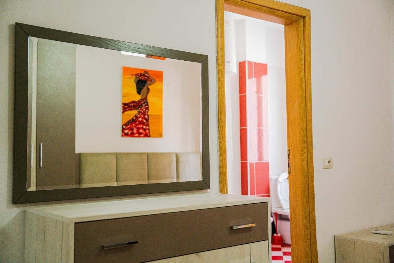 Apartament Casas Del Mar Дуррес Екстер'єр фото