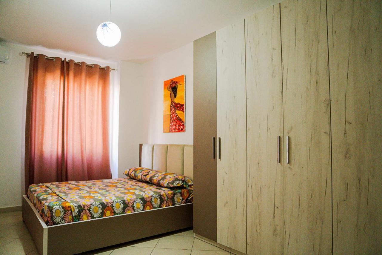 Apartament Casas Del Mar Дуррес Екстер'єр фото