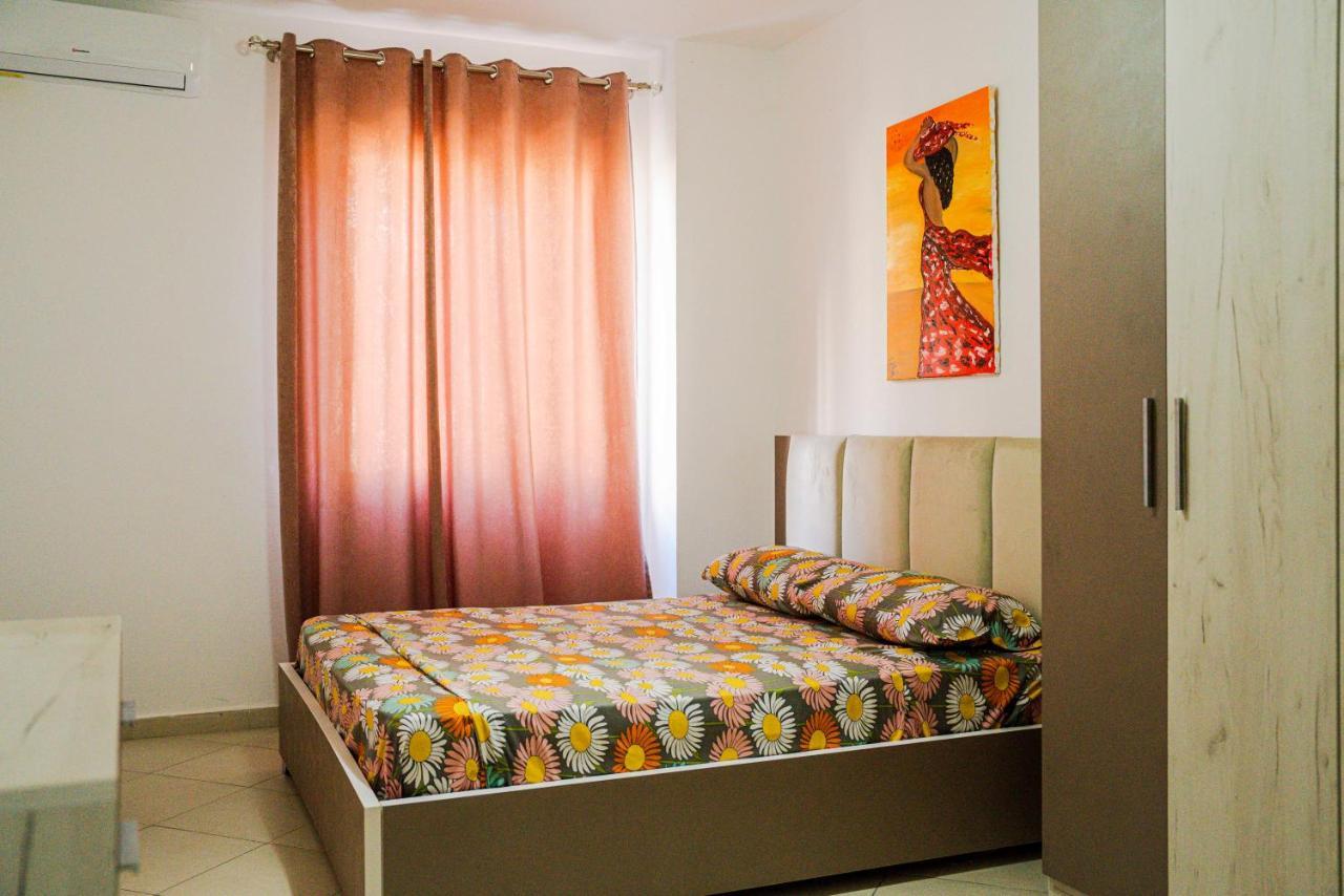 Apartament Casas Del Mar Дуррес Екстер'єр фото