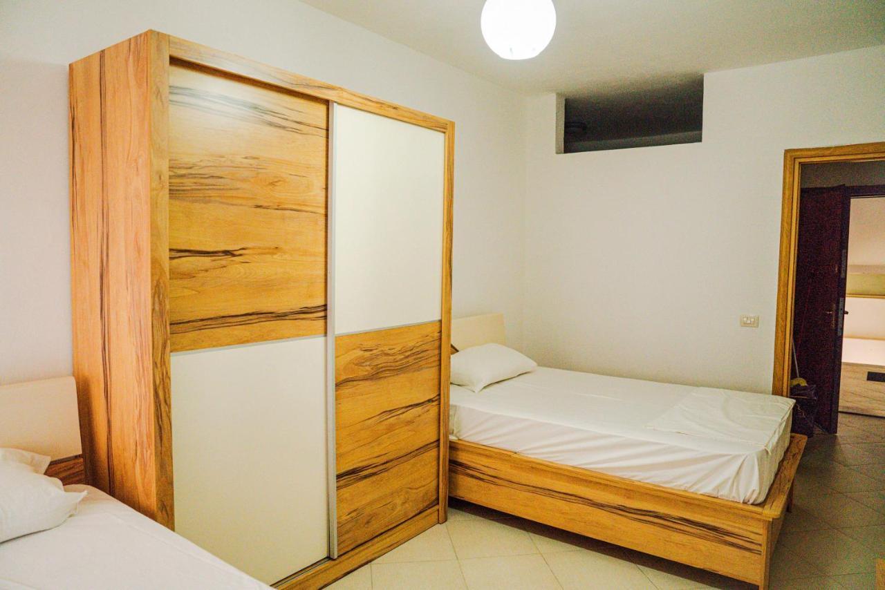 Apartament Casas Del Mar Дуррес Екстер'єр фото