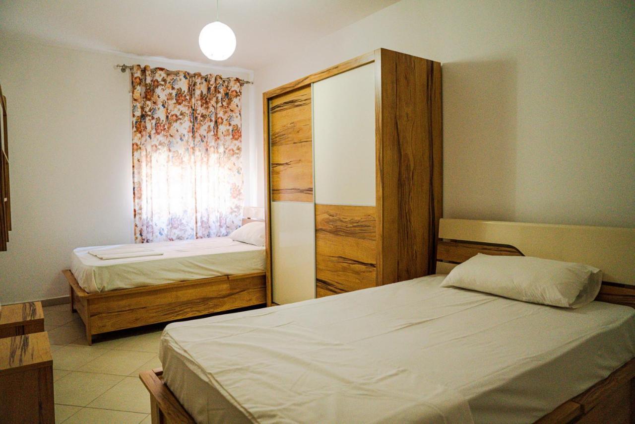 Apartament Casas Del Mar Дуррес Екстер'єр фото