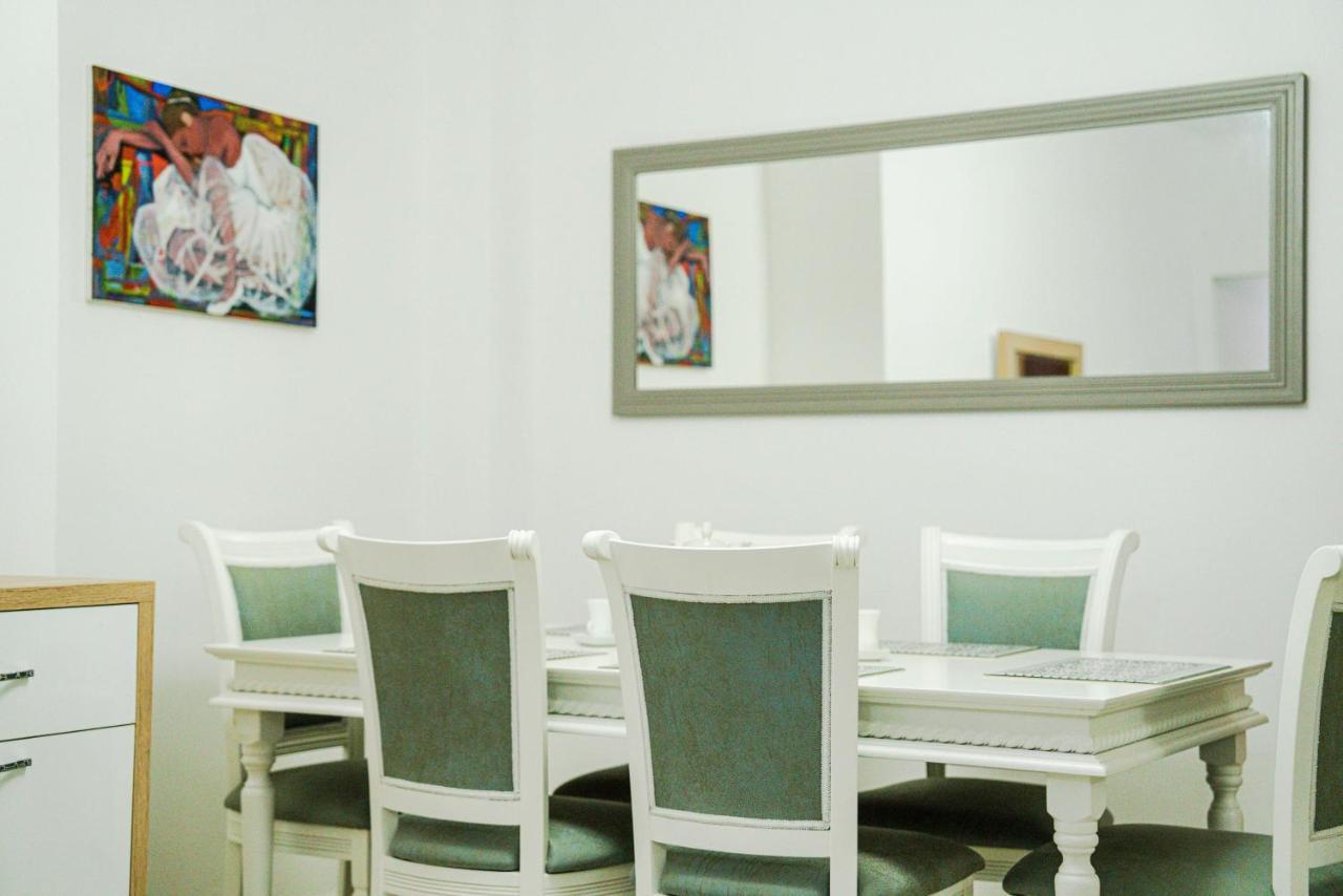 Apartament Casas Del Mar Дуррес Екстер'єр фото