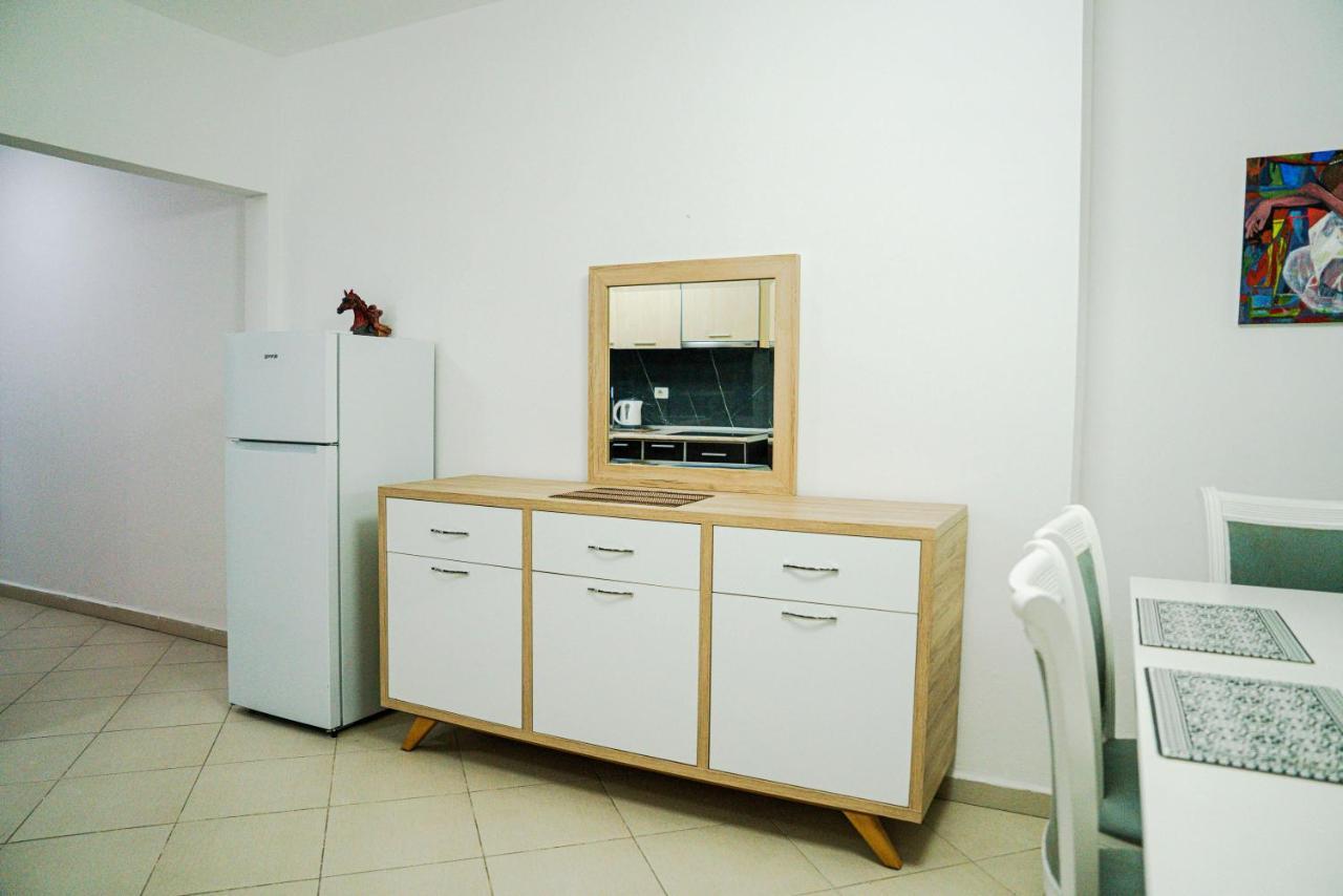 Apartament Casas Del Mar Дуррес Екстер'єр фото